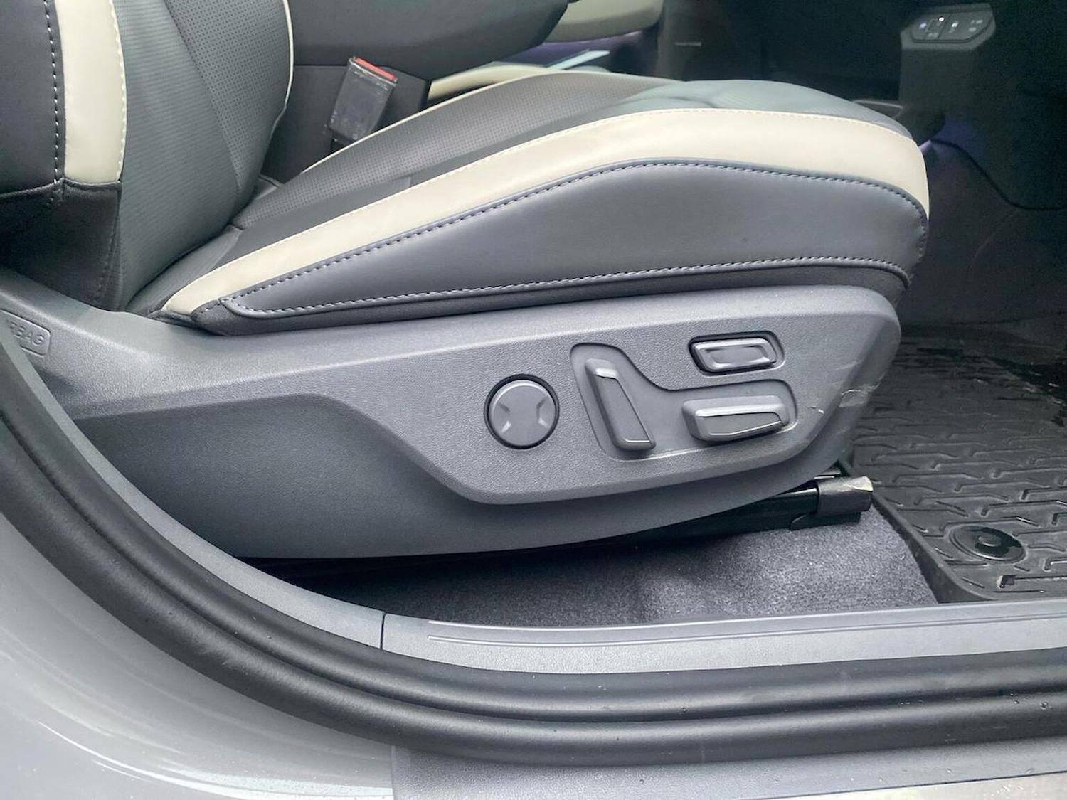 Used Kia EV3 2025 for sale - 76831985: Photo 29