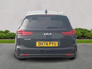 Used Kia Ceed 2025 for sale - 75542243: Photo
