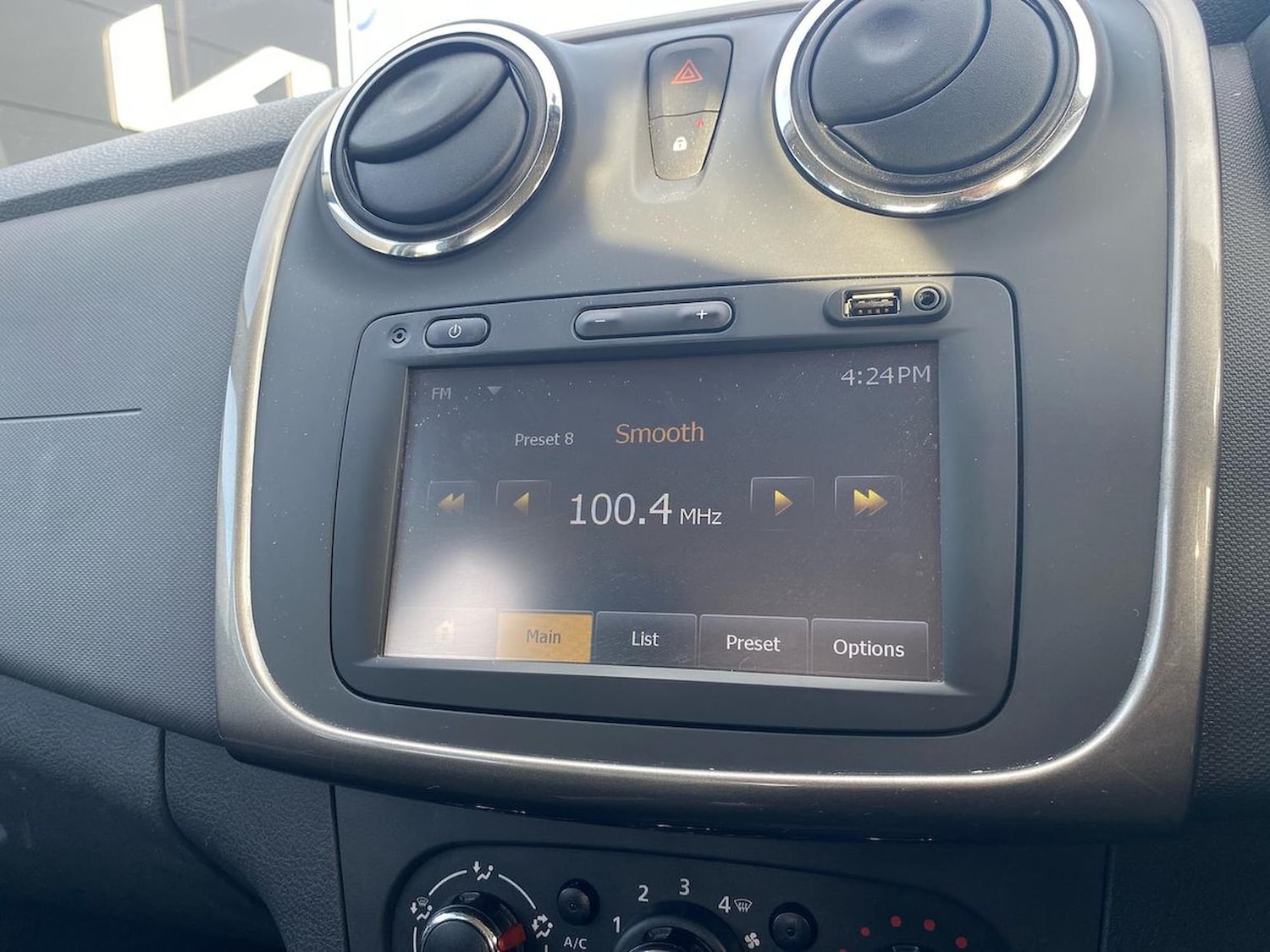 Used Dacia Sandero Stepway 2015 for sale - 76436552: Photo 11