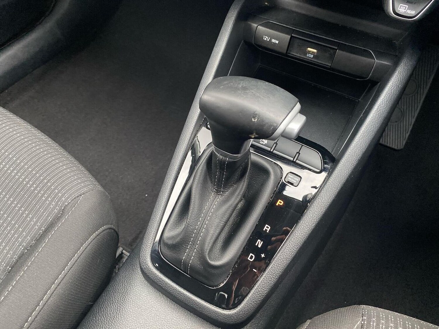 Used Kia Stonic 2022 for sale - 77822120: Photo 13