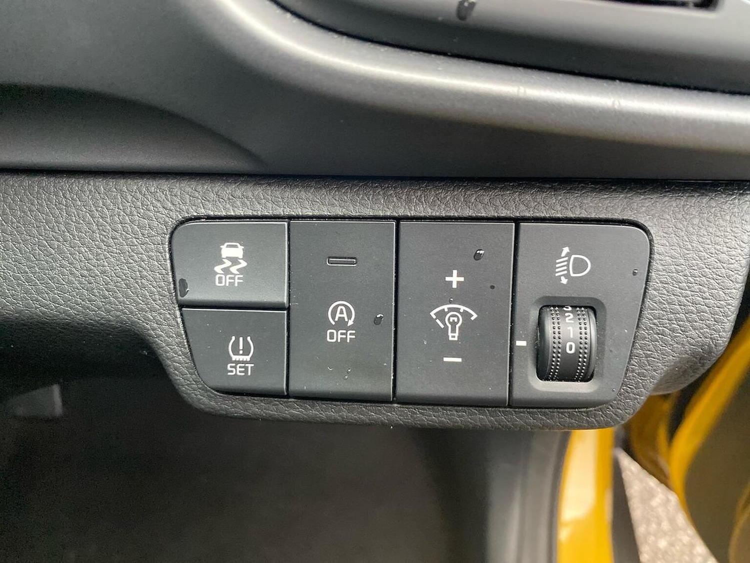 Used Kia Stonic 2022 for sale - 77822120: Photo 22