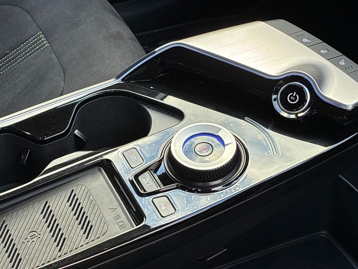 Used Kia EV6 2023 for sale - 77616739: Photo 12