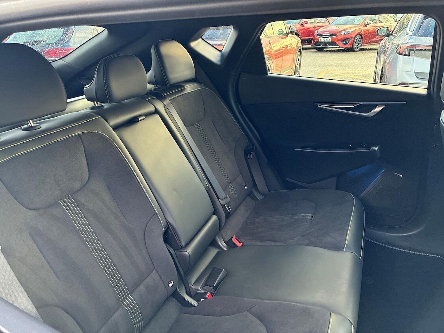 Used Kia EV6 2023 for sale - 77616739: Photo 15