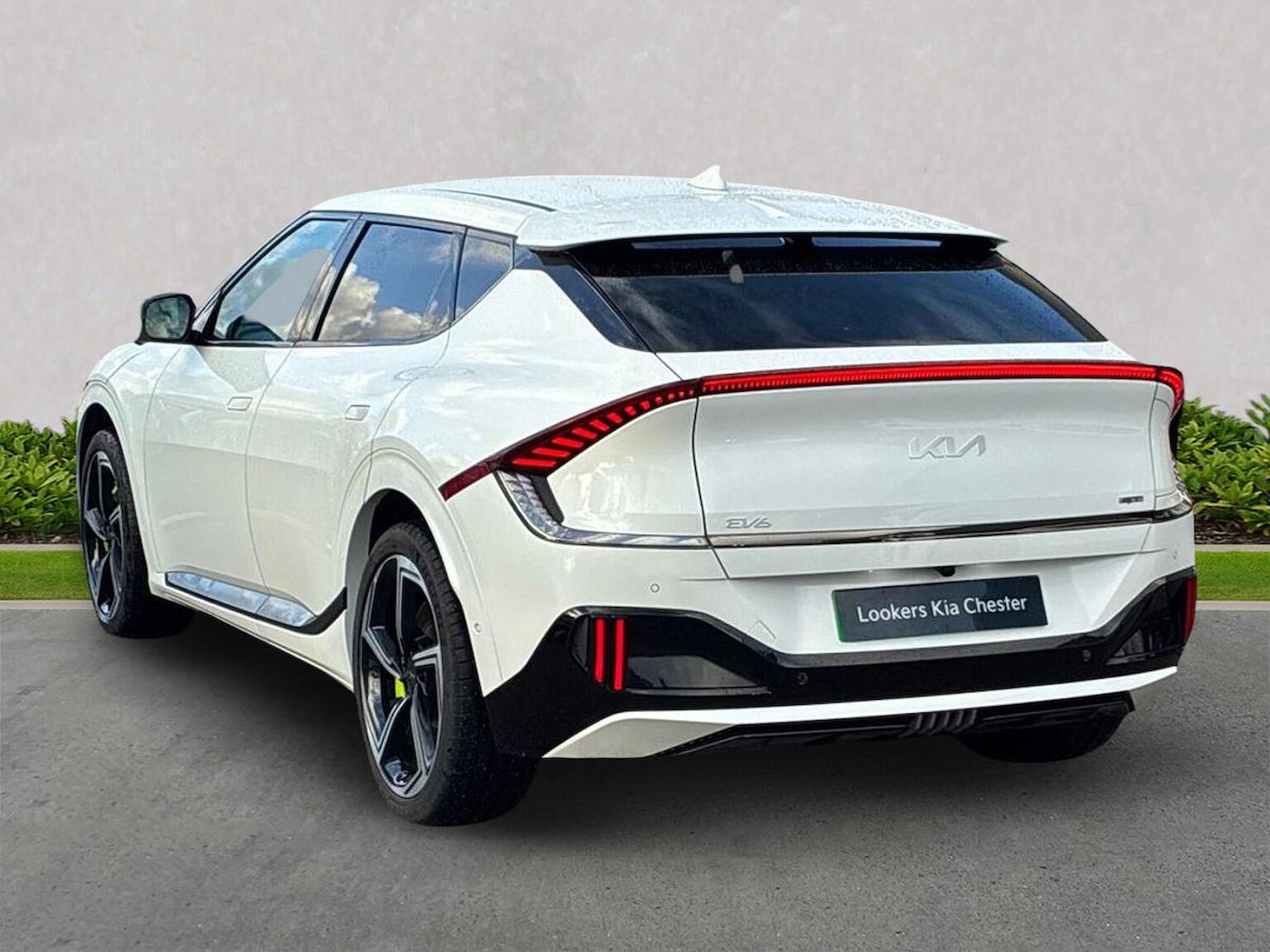 Used Kia EV6 2023 for sale - 77616739: Photo 2