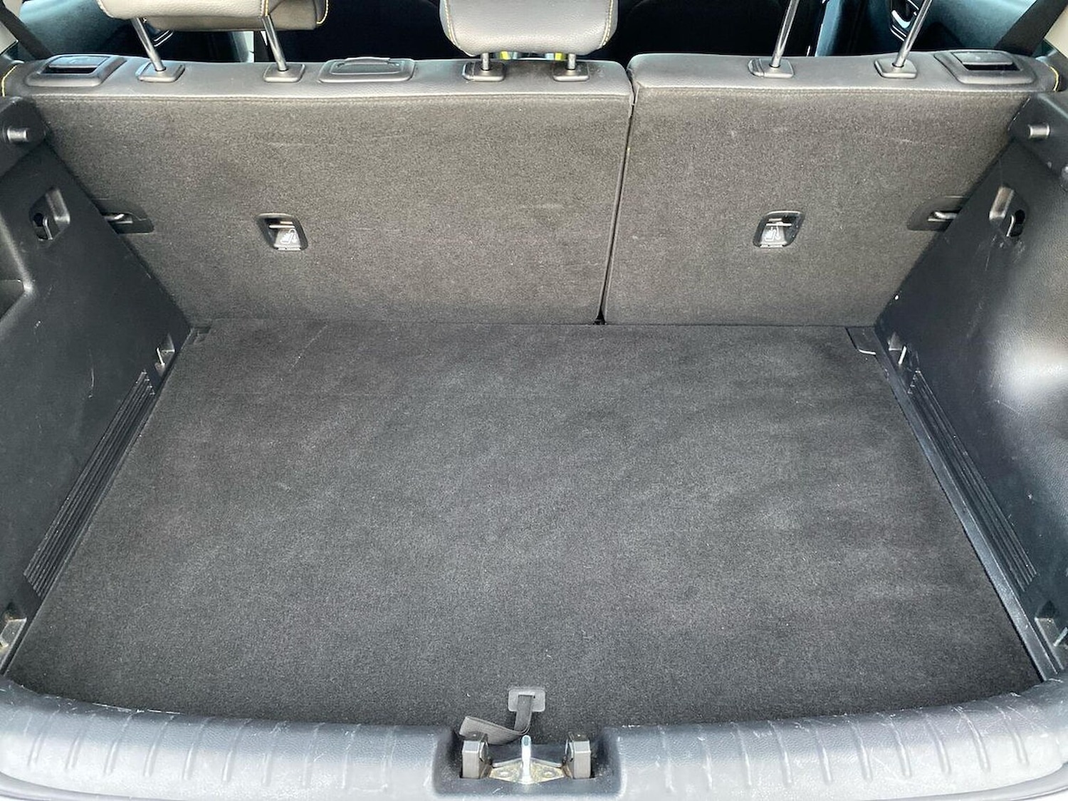 Used Kia Stonic 2018 for sale - 78195724: Photo 17