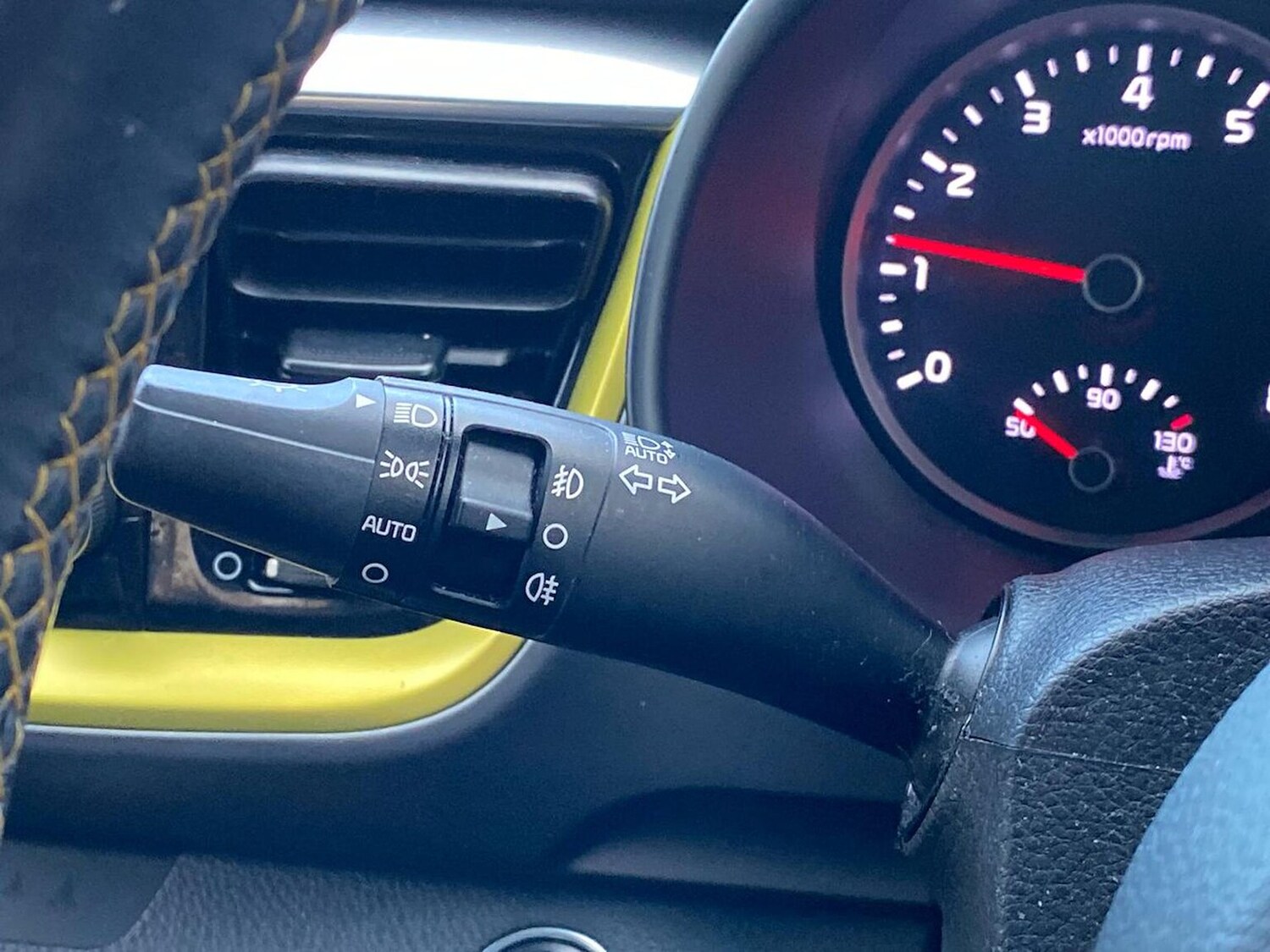 Used Kia Stonic 2018 for sale - 78195724: Photo 28