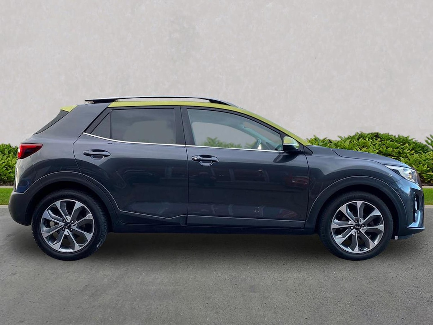 Used Kia Stonic 2018 for sale - 78195724: Photo 3