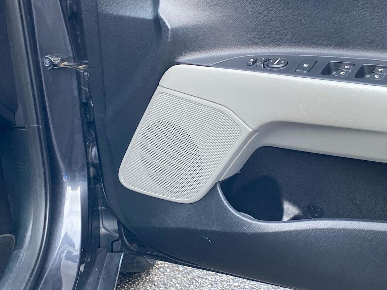 Used Kia Stonic 2018 for sale - 78195724: Photo 30