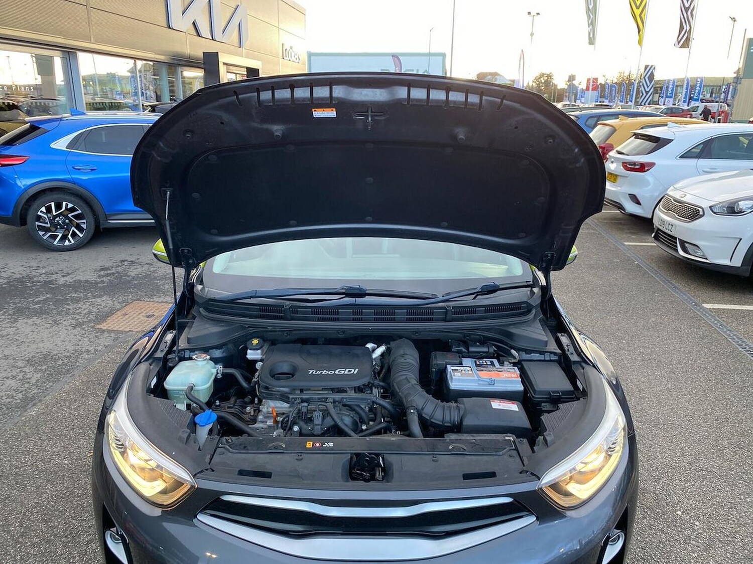 Used Kia Stonic 2018 for sale - 78195724: Photo 37