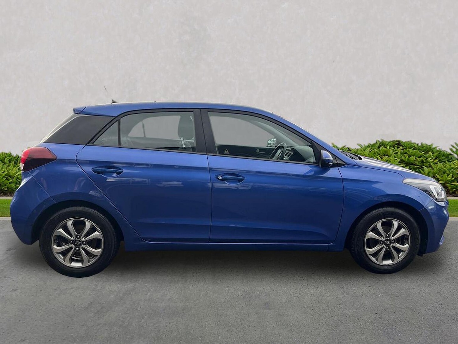 Used Hyundai i20 2018 for sale - 76725854: Photo 3