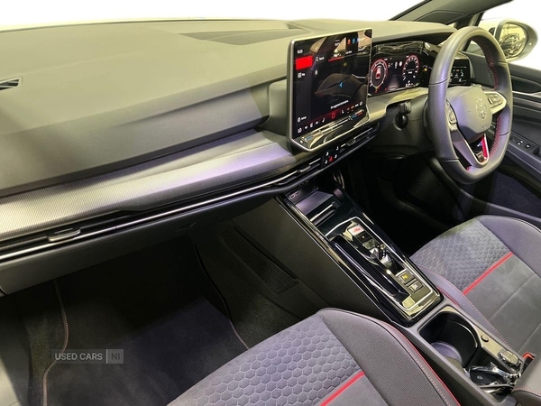 Used Volkswagen Golf 2025 for sale - 76474013: Photo 2