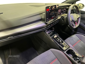 Used Volkswagen Golf 2025 for sale - 76474013: Photo