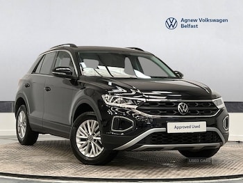 Used Volkswagen T-Roc 2024 for sale - 78609796: Photo
