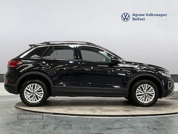 Used Volkswagen T-Roc 2024 for sale - 78609796: Photo