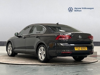 Used Volkswagen Passat 2021 for sale - 79034678: Photo
