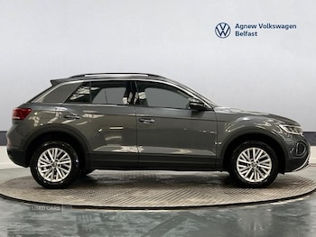Used Volkswagen T-Roc 2023 for sale - 78529348: Photo