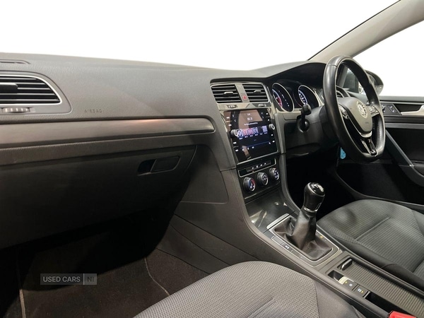 Used Volkswagen Golf 2019 for sale - 77132327: Photo 2