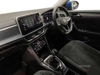 Used Volkswagen T-Roc 2025 for sale - 78879447: Photo