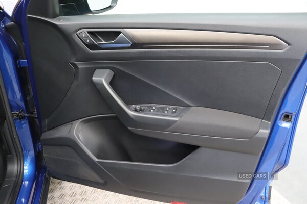 Used Volkswagen T-Roc 2018 for sale - 75520896: Photo 24