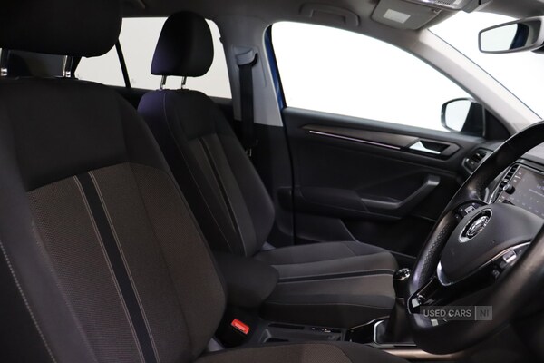 Used Volkswagen T-Roc 2018 for sale - 75520896: Photo 37