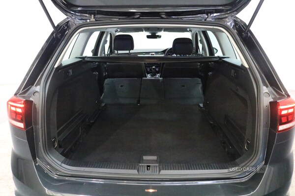 Used Volkswagen Passat 2023 for sale - 75647572: Photo 32