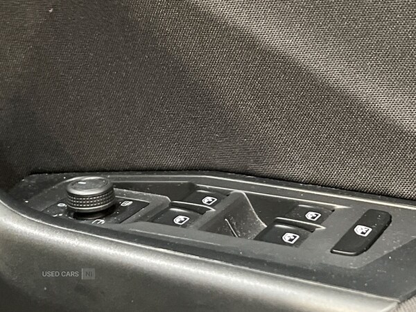 Used Volkswagen T-Roc 2023 for sale - 78008243: Photo 29