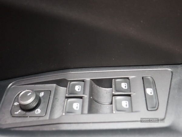 Used Volkswagen T-Roc 2023 for sale - 76419552: Photo 30