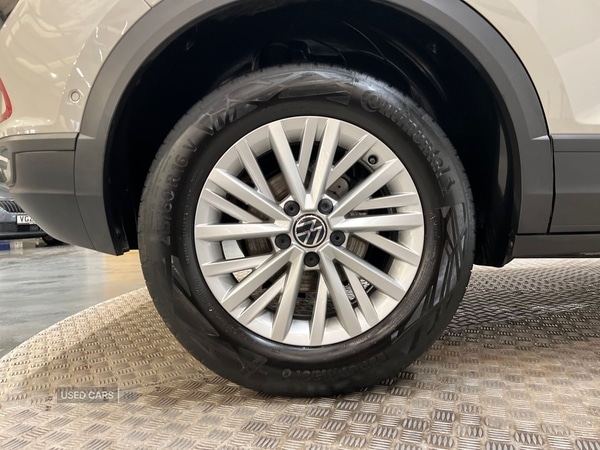 Used Volkswagen T-Roc 2022 for sale - 77525335: Photo 24