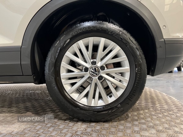 Used Volkswagen T-Roc 2022 for sale - 77525335: Photo 25