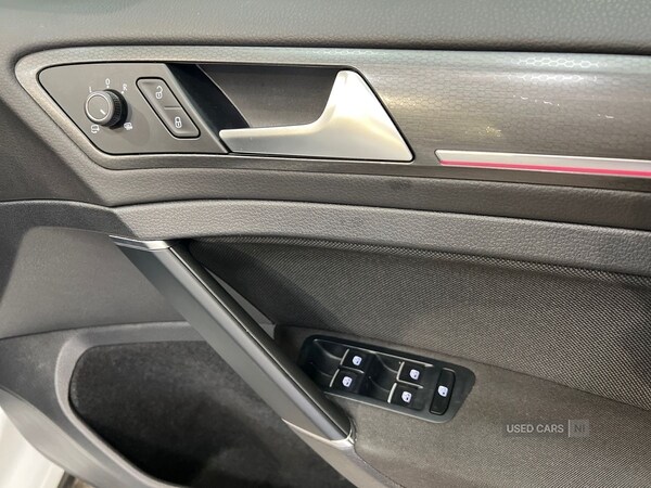 Used Volkswagen Golf 2019 for sale - 76139175: Photo 30