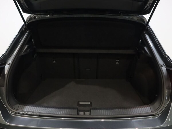 Used Volkswagen T-Roc 2022 for sale - 76271228: Photo 10