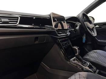 Used Volkswagen T-Roc 2023 for sale - 79159261: Photo