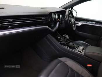 Used Volkswagen Touareg 2019 for sale - 74714017: Photo