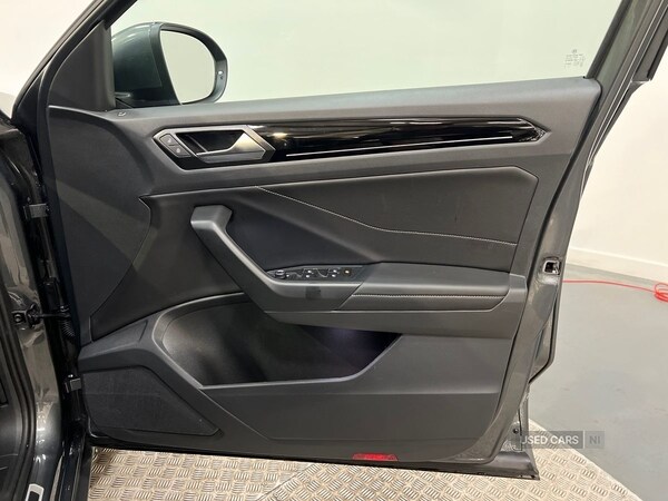 Used Volkswagen T-Roc 2025 for sale - 76271218: Photo 29