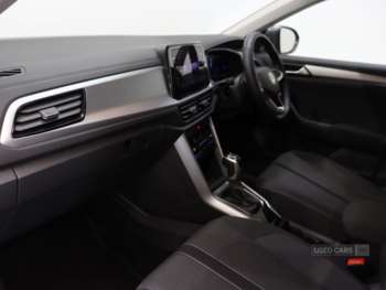 Used Volkswagen T-Roc 2023 for sale - 74272016: Photo