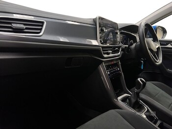 Used Volkswagen T-Roc 2025 for sale - 79085904: Photo
