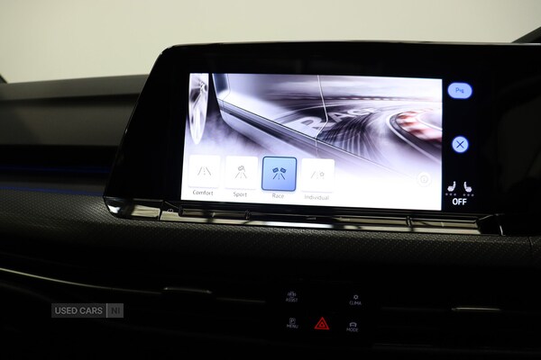 Used Volkswagen Golf 2024 for sale - 76318615: Photo 32