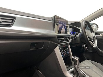 Used Volkswagen T-Roc 2023 for sale - 78662977: Photo