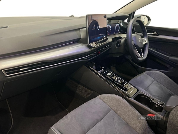 Used Volkswagen Golf 2025 for sale - 76095501: Photo 2