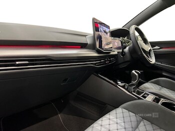 Used Volkswagen Golf 2025 for sale - 78602373: Photo