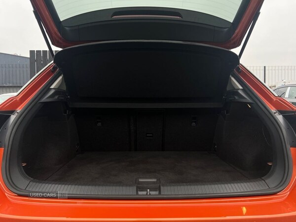 Used Volkswagen T-Roc 2019 for sale - 76315395: Photo 10