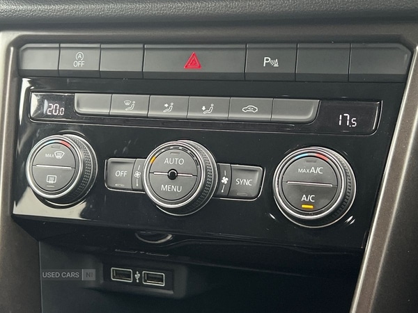 Used Volkswagen T-Roc 2019 for sale - 76315395: Photo 28