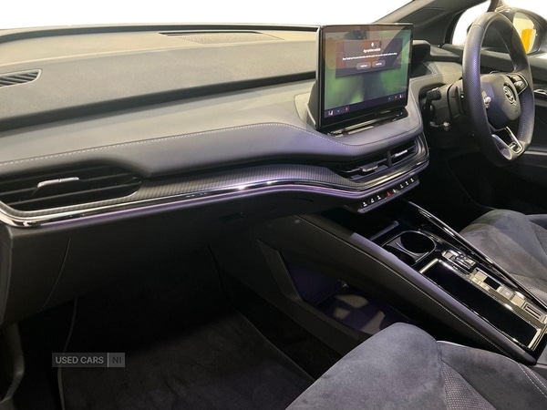 Used Skoda Enyaq 2025 for sale - 76702783: Photo 2