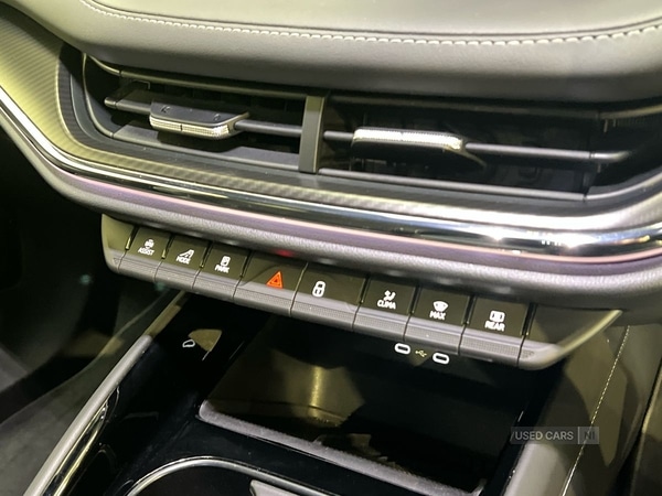 Used Skoda Enyaq 2025 for sale - 76702783: Photo 28