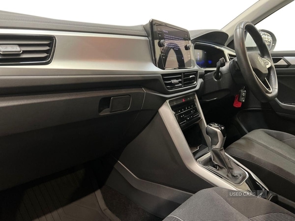 Used Volkswagen T-Roc 2023 for sale - 78059263: Photo 2