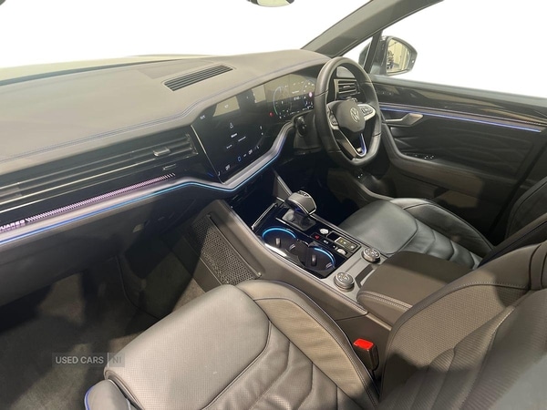 Used Volkswagen Touareg 2024 for sale - 76551341: Photo 2