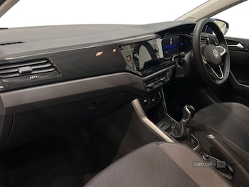 Used Volkswagen Polo 2022 for sale - 76085758: Photo 2