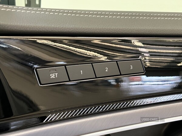 Used Volkswagen Touareg 2025 for sale - 76216113: Photo 37