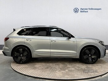 Used Volkswagen Touareg 2025 for sale - 76216113: Photo 4