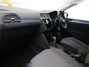 Used Volkswagen Tiguan 2022 for sale - 76123169: Photo 2